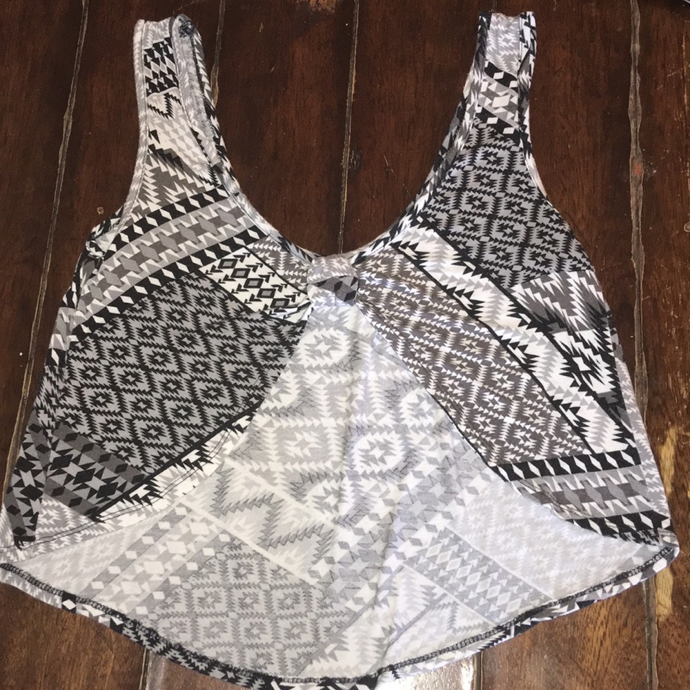 Crop Top/Tank - Picture 2 of 3